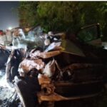 नोएडा में यमुना एक्सप्रेसवे पर दर्दनाक हादसा, बेकाबू ट्राला बैरियर तोड़ कार पर चढ़ा; पिता-पुत्र समेत 4 की मौत