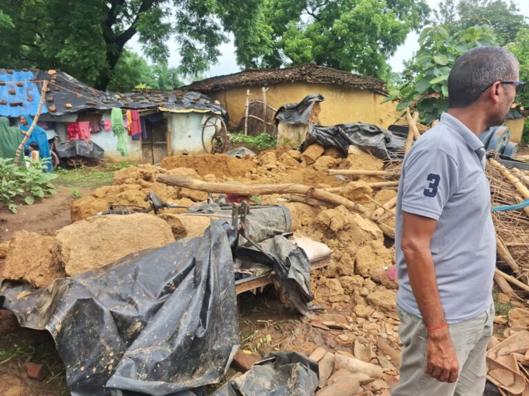 मीरजापुर में बारिश बनी आफत! कच्चे मकान और दीवार ढहने से 4 की मौत, एक की हालत गंभीर