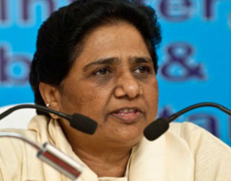 ‘क्रीमी लेयर’ पर मायावती का आरएसएस पर निशाना, बोलीं- ‘आरक्षण से छेड़छाड़ संविधान और सामाजिक न्याय के खिलाफ’