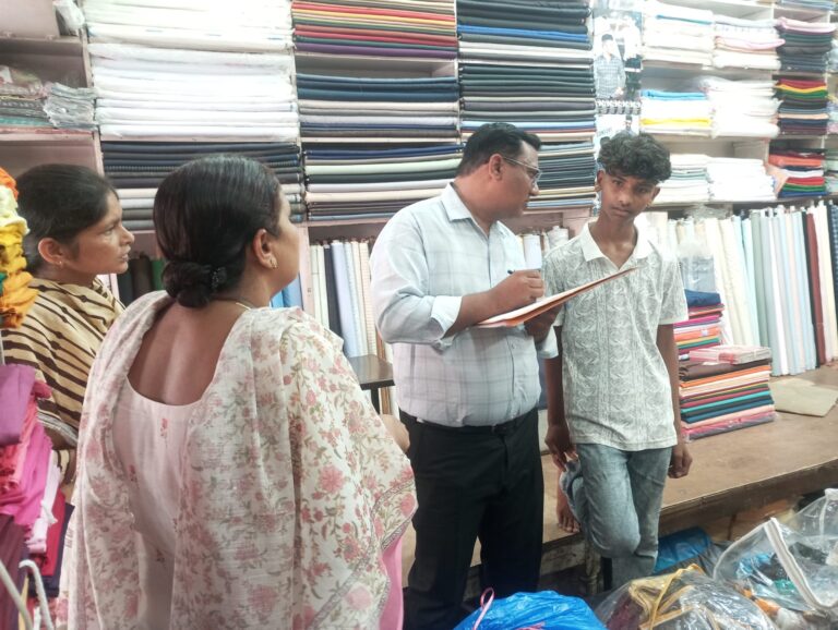 बागपत में बाल श्रम पर बड़ा एक्शन! दुकानों पर छापेमारी, 6 किशोर श्रमिक कराए गए मुक्त