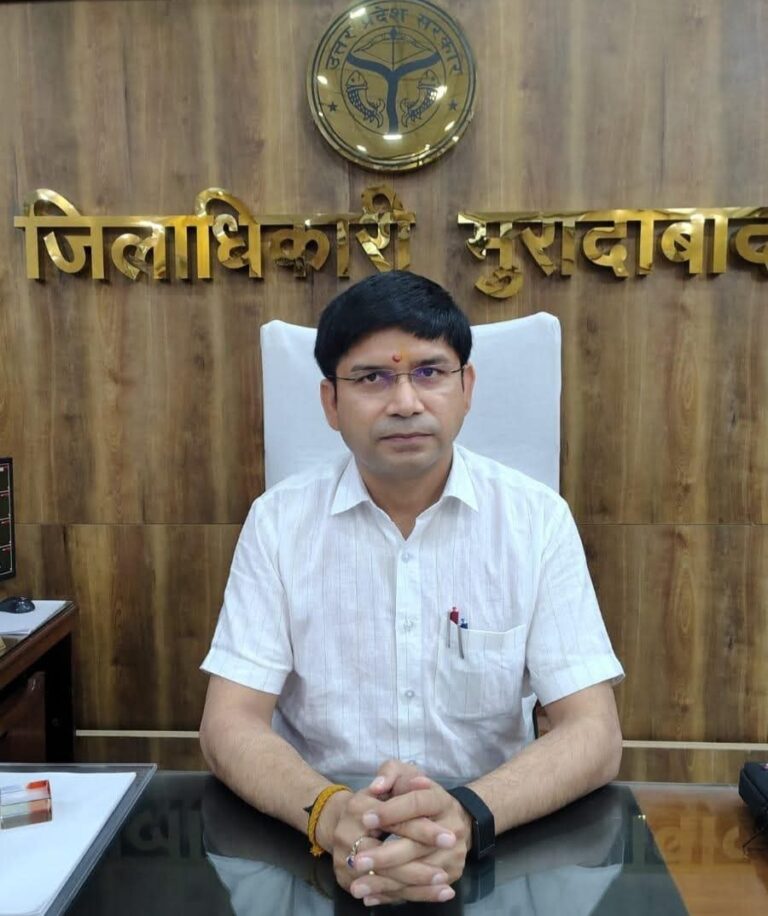 कांवड़ यात्रा को देखते हुए मुरादाबाद में आज स्कूल बंद, नर्सरी से 12वीं तक के सभी शिक्षण संस्थानों में अवकाश