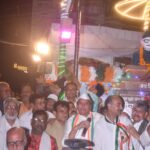कानपुर में आधी रात फहराया तिरंगा, कांग्रेस ने निभाई आजादी के दौर से चली आ रही परंपरा