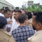 मुजफ्फरनगर में किसानों का ट्रैक्टर काफिला रोका तो गरमाया माहौल, नवला कट पर पुलिस से तनातनी; 23 सूत्रीय मांगों को लेकर प्रदर्शन