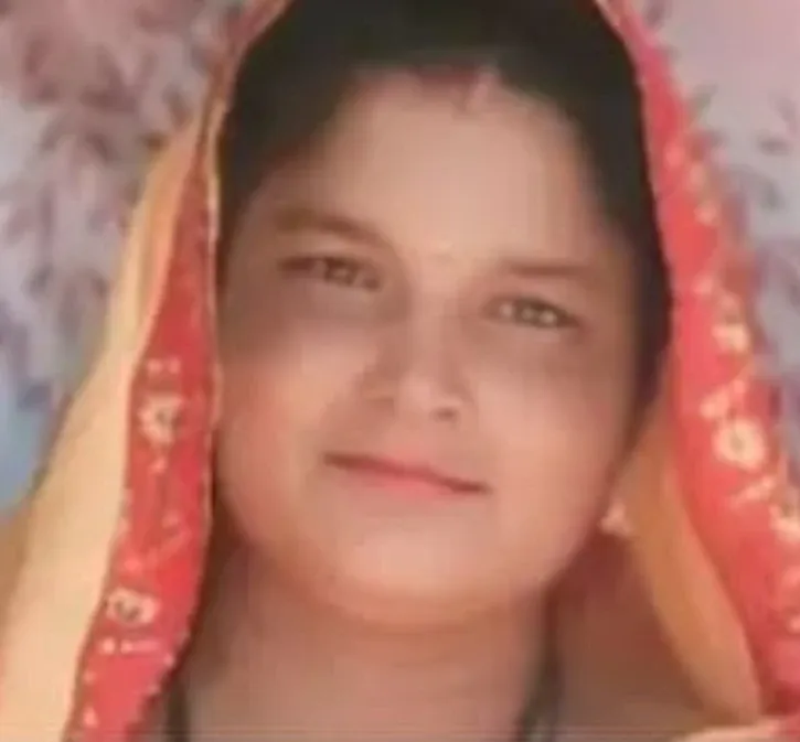 मुजफ्फरनगर में खेत में चारा काट रही महिला को सांप ने डसा, इलाज के दौरान मौत; परिवार में मचा कोहराम