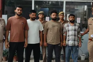 मुजफ्फरनगर में पुलिस से भिड़े चार बदमाश, फायरिंग के बाद दबोचे गए; 4 तमंचे और कारतूस बरामद