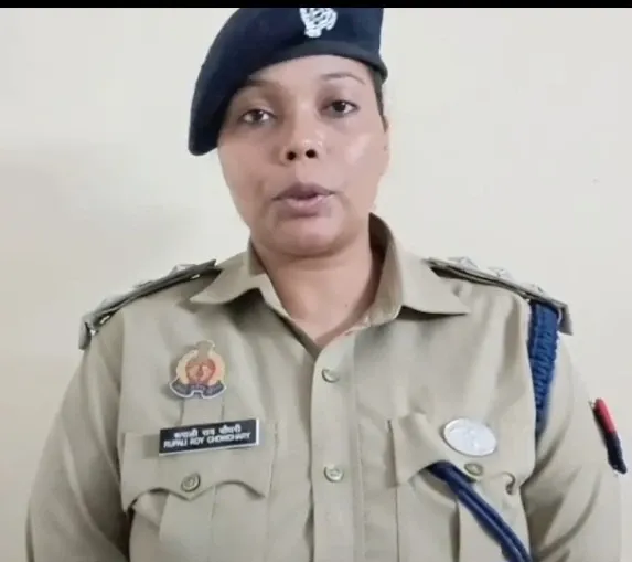 पारिवारिक विवाद के बाद नाले में कूदी महिला! मंसूरपुर पुलिस ने रेस्क्यू कर बचाई जान, अस्पताल में भर्ती