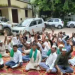 मुजफ्फरनगर में किसानों का वन विभाग पर हल्लाबोल, डीएफओ कार्यालय पर धरना; अफसरों ने दिया समाधान का भरोसा