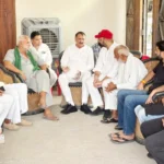 अंकित बालियान के परिजनों से मिले सपा विधायक, बोले- हत्यारोपियों की जल्द गिरफ्तारी कर हो कड़ी कार्रवाई