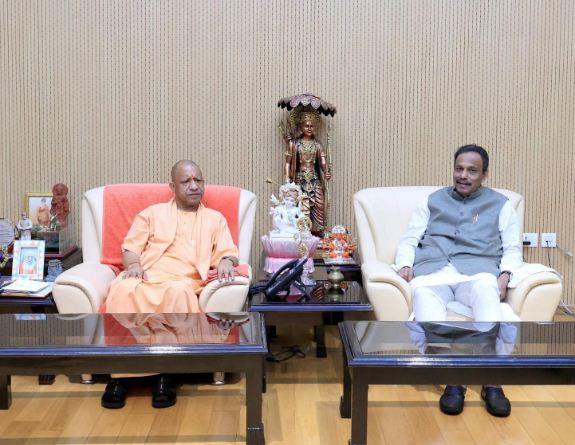 योगी से मिले विनोद तावड़े-जगदीश पटेल! 2027 की चुनावी रणनीति पर मंथन, तावड़े बोले- ‘तीसरी बार बनेगी NDA सरकार’