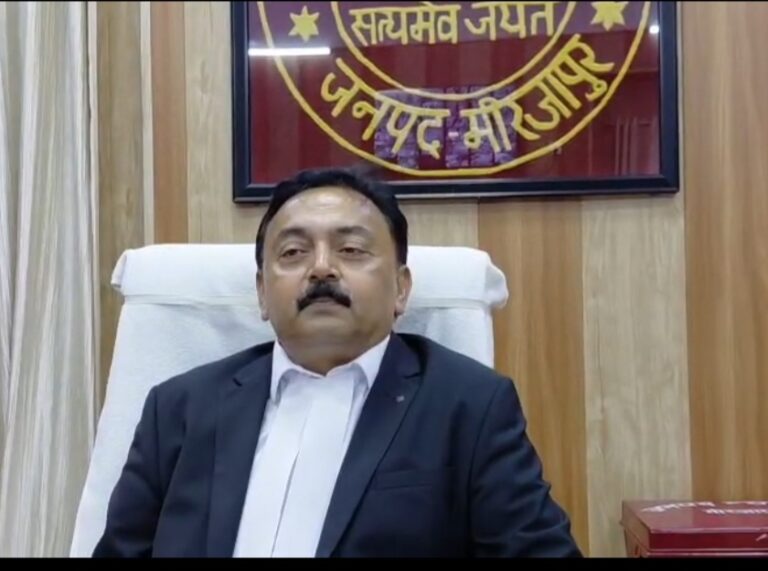 मीरजापुर में मुकदमों की तारीखों से मिलेगी राहत, 12 सितंबर को लगेगी राष्ट्रीय लोक अदालत; ढाई लाख मामलों के निस्तारण का लक्ष्य