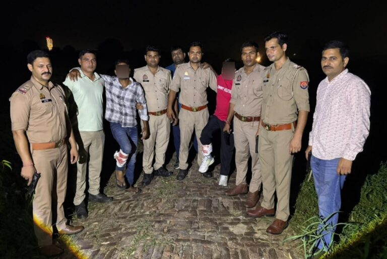 बागपत में आधी रात पुलिस-बदमाश मुठभेड़! पशु चोरी के आरोपी दो बदमाश घायल, दो तमंचे और बाइक बरामद