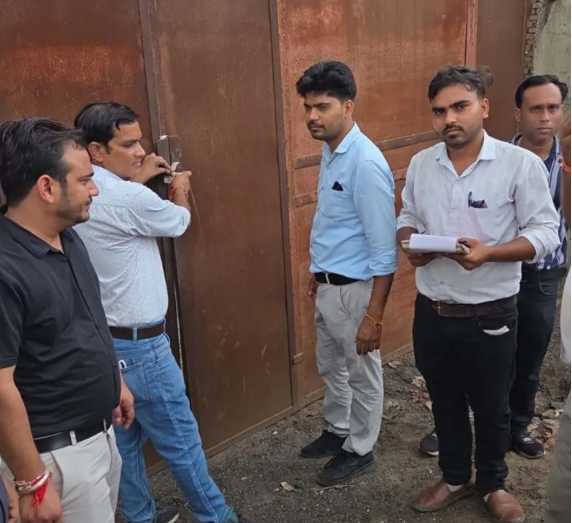मुजफ्फरनगर में प्रदूषण पर प्रशासन का बड़ा वार, सूजड़ू की 7 अवैध फैक्ट्रियां सील; बिजली कनेक्शन भी काटे