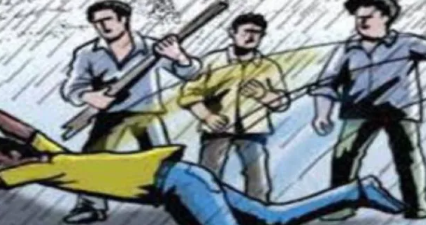 मुजफ्फरनगर में पुरानी रंजिश में घर में घुसकर लाठी-डंडों से हमला! युवती से छेड़छाड़ का आरोप, पुलिस ने 8 के खिलाफ दर्ज किया केस