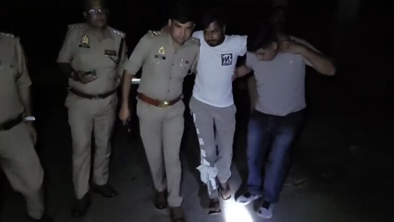 तितावी में गांजा तस्कर से पुलिस की मुठभेड़, पैर में लगी गोली; 20.5 किलो गांजा और तमंचा बरामद