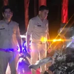 मुजफ्फरनगर में पुलिया पर रफ्तार का कहर! पेड़ से जा टकराई बेकाबू कार, दो युवक गंभीर घायल