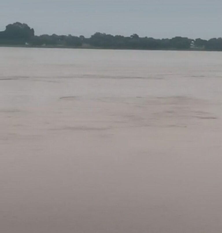 मीरजापुर में गंगा का रौद्र रूप! 12 घंटे में 9 सेंटीमीटर बढ़ा जलस्तर, तटीय इलाकों में बढ़ी चिंता