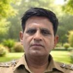 मुजफ्फरनगर की राह में मौत ने रोका डीएसपी का सफर, एक्सप्रेस-वे पर ट्रक में घुसी कार; इलाज के दौरान नरेंद्र सिंह ने तोड़ा दम