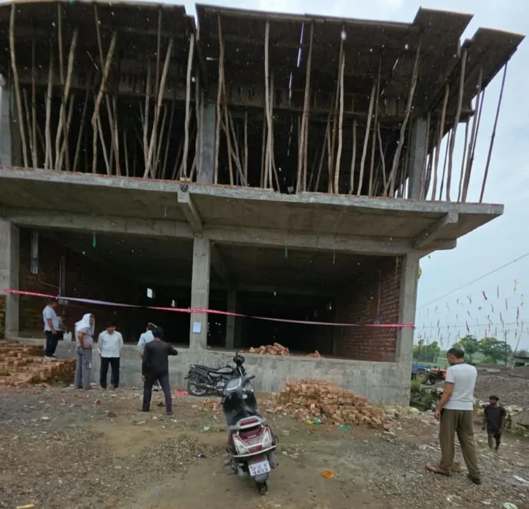 मुजफ्फरनगर में MDA का बड़ा बुलडोजर एक्शन, 10 जगह अवैध निर्माण सील-ध्वस्त; कॉलोनाइजरों में मचा हड़कंप