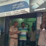 भोकरहेड़ी में SBI मिनी ब्रांच में चोरी की कोशिश, ताले में आग लगाकर तोड़ने का प्रयास; CCTV में कैद तीन संदिग्ध
