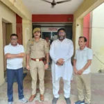 मुजफ्फरनगर में विवादित होर्डिंग को लेकर सपा-भाजपा समर्थक आमने-सामने, तीन पर कार्रवाई; 20-20 हजार के मुचलके पर पाबंद