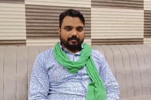 मुजफ्फरनगर में 2013 दंगे की याद दिलाने वाले होर्डिंग पर सियासत गरम, AIMIM नेता ने कहा—‘पुराने जख्म न कुरेदें’, प्रशासन से कार्रवाई की मांग