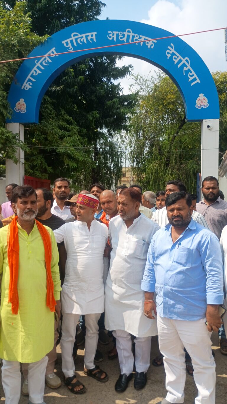 देवरिया में 4 करोड़ के टेंडर पर विवाद, EO और नगर पंचायत अध्यक्ष समेत 52 पर हत्या के प्रयास का केस