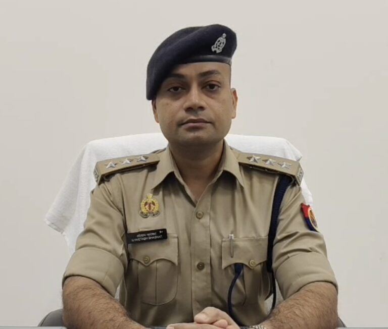 अमेठी में दिल दहला देने वाली घटना: ढाई साल की मासूम को युवक ने सड़क पर पटका, पुलिस निगरानी में आरोपी