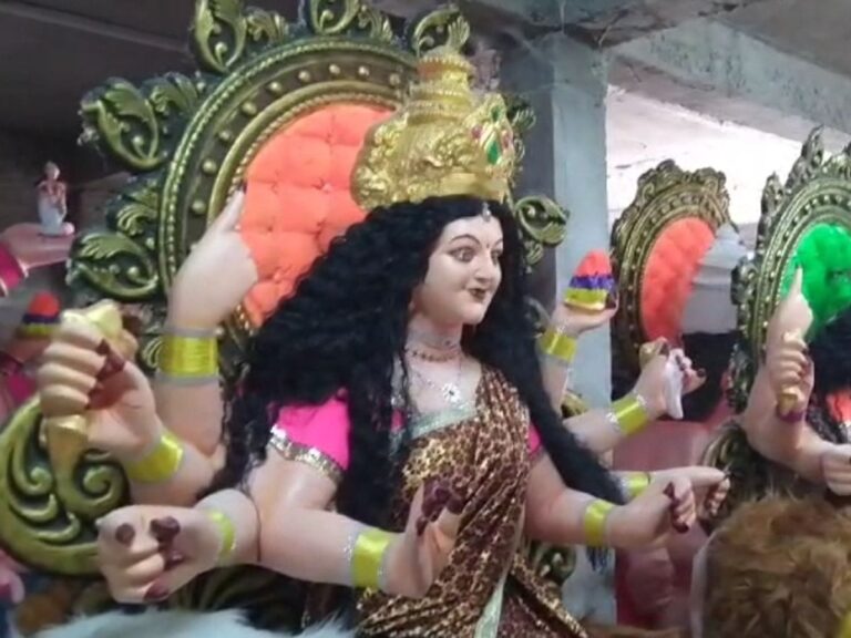बांदा में 345 दुर्गा प्रतिमाओं का होगा विसर्जन, 1500 पुलिसकर्मी तैनात; हेलीकॉप्टर से होगी पुष्पवर्षा