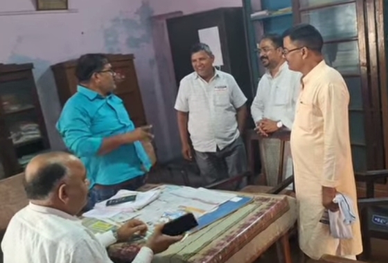 वाराणसी में देव कुमार राजू के समर्थन में उतरे हरिश्चंद्र कॉलेज के पुराने साथी, एमएलसी चुनाव में प्रचार तेज