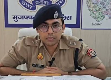 मीनाक्षी चौक पर पुलिस का रात में बड़ा एक्शन, 11 बजे तक बंद होंगे होटल-दुकानें; अतिक्रमण पर भी चला डंडा