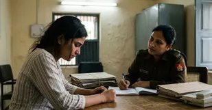 चरथावल से लापता युवती गाजियाबाद कचहरी के बाहर बरामद, कोर्ट मैरिज से पहले पुलिस पहुंची