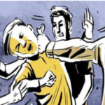 रास्ता रोककर युवक पर तमंचे की बट, चाकू और लाठी-डंडों से हमला! पुलिस से नहीं मिली मदद तो कोर्ट पहुंचा पीड़ित