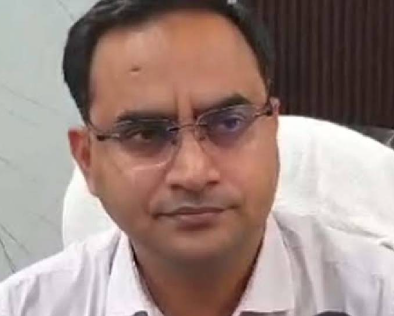 मुजफ्फरनगर BSA संदीप कुमार पर कोर्ट सख्त! गैर-जमानती वारंट जारी, गिरफ्तारी के आदेश