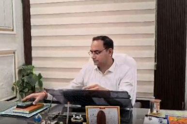 मुजफ्फरनगर कोर्ट सख्त: BSA संदीप कुमार के NBW पर पुलिस से जवाब तलब, CO सिटी को 16 अक्टूबर तक देना होगा स्पष्टीकरण