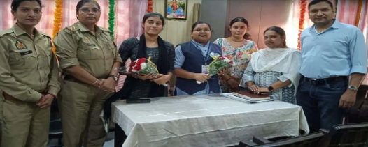 मुजफ्फरनगर में बेटियों के हाथ थाने की कमान! कोई बनी थाना प्रभारी तो किसी ने संभाली SSI और SI की जिम्मेदारी