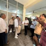 मुजफ्फरनगर में पूर्ति निरीक्षक आशीष श्रीवास्तव की तैनाती को लेकर विवाद, राशन डीलरों ने सदर तहसील में नियुक्ति का किया विरोध
