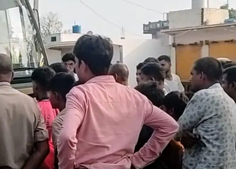 बहराइच में दर्दनाक हादसा: स्कूल बस की टक्कर से बाइक सवार की मौत, परिवार में मचा कोहराम