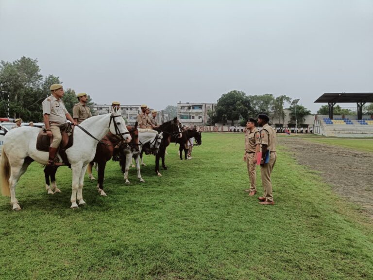 गोरखपुर में SSP डॉ. कौस्तुभ ने परखी पुलिस की मुस्तैदी, परेड ग्राउंड में फिटनेस से लेकर यूपी-112 तक का लिया जायजा