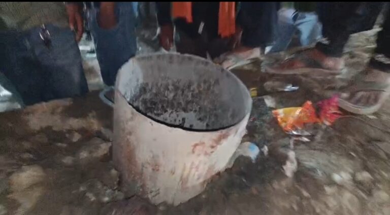 कानपुर में रावण दहन से पहले बड़ा हादसा: हीलियम सिलिंडर फटने से बच्ची समेत 4 घायल, मेले में मची अफरा-तफरी