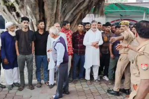 मुजफ्फरनगर में ऑपरेशन चक्रवात से अपराधियों में हलचल! 4 थानों में पहुंचे 250 से ज्यादा पुराने आरोपी, डोजियर भरवाकर दिलाई अपराध न करने की शपथ