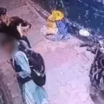 कॉलेज जा रही छात्रा से सरेराह छेड़छाड़ और मारपीट का आरोप, वीडियो वायरल होते ही पुलिस ने शुरू की तलाश