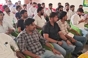 मुजफ्फरनगर में युवा रालोद की पहली जिला बैठक: 2027 चुनाव से पहले गांव-गांव संगठन मजबूत करने का संकल्प