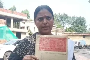 मुजफ्फरनगर में मंदिर की जमीन पर हक को लेकर घमासान, परिवार को परेशान करने का आरोप; रश्मि सिंह ने DM से लगाई न्याय की गुहार