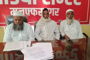 ‘चकरोड खाली कराओ, परिवार बचाओ’- मुजफ्फरनगर में सरकारी जमीन के कब्जे के विवाद पर गरमाया मामला, परिवार को धमकाने का आरोप
