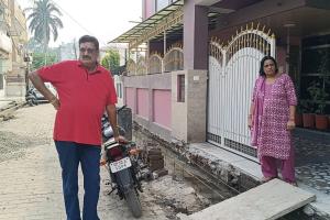 मुजफ्फरनगर में निर्माण कार्य पर सवाल, घरों के ड्रेनेज पाइप से ऊंची बनाई नाली; जलभराव की आशंका